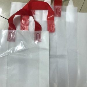 Đặc tính nhựa ép nên cần để túi ở nơi không tiếp xúc dầu, mỡ