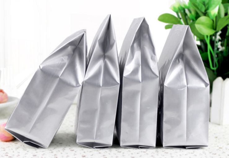 Túi zipper bạc nhôm thiết kế nhỏ gọn